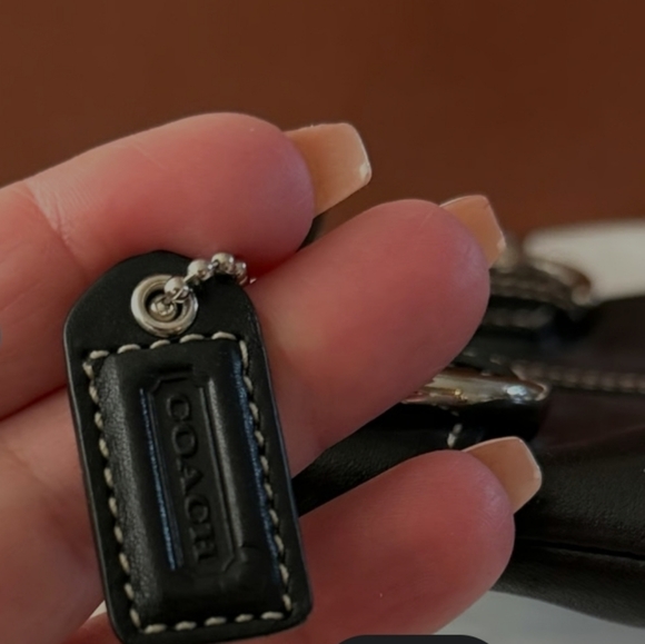 Coach Soho Legacy Wristlet Vintage Black Leather W/Bold Stitching EUC - Picture 6 of 16